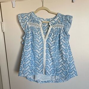 Floral Eyelet Embroidered Button-Up Blouse - Light Blue & White Sleeve